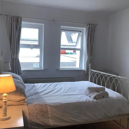 Nanny Willow'S Cottage Portballintrae Extérieur photo