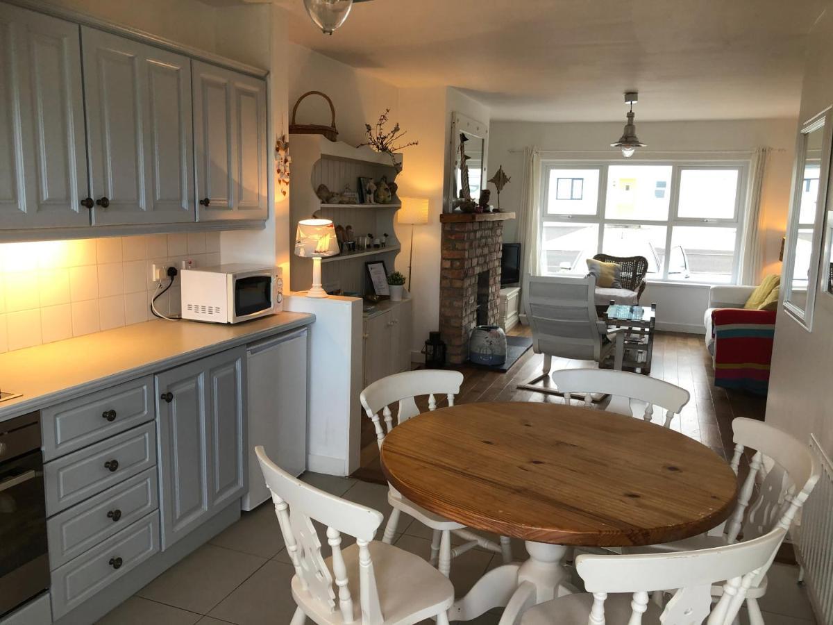 Nanny Willow'S Cottage Portballintrae Extérieur photo