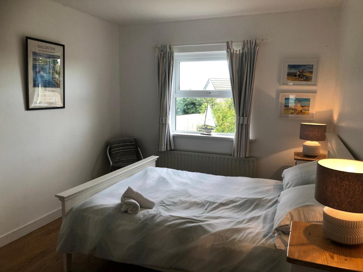 Nanny Willow'S Cottage Portballintrae Extérieur photo
